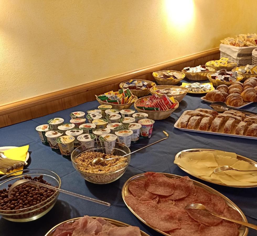 פאסו דל טונלה Hotel Cielo Blu מראה חיצוני תמונה
